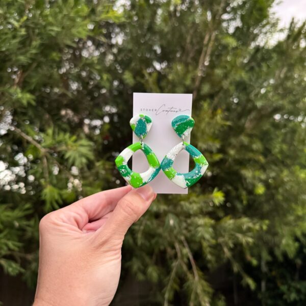 516435965_122120094026884696_4884015769654138221_n Winter Forest Diamond