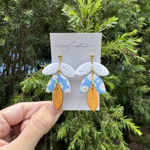 Daisy Chains Falling Leaves