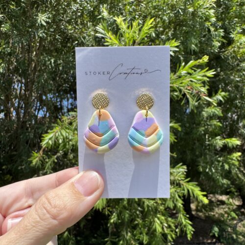 Easter Pastels Gold Circle