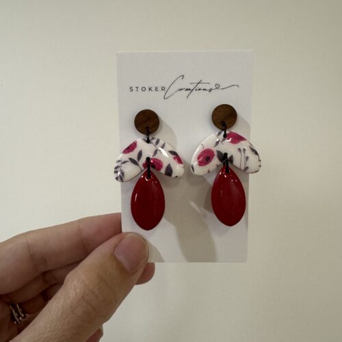 Poppies falling leaves